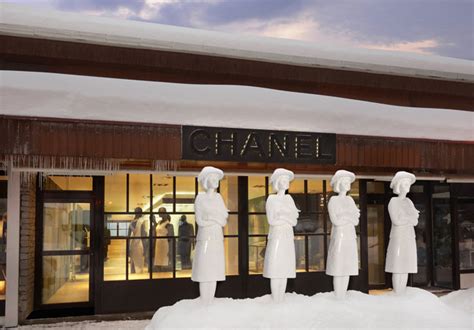 EPHEMERAL BOUTIQUE IN COURCHEVEL 